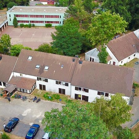 Hotel Pincevent La Queue-en-Brie Экстерьер фото